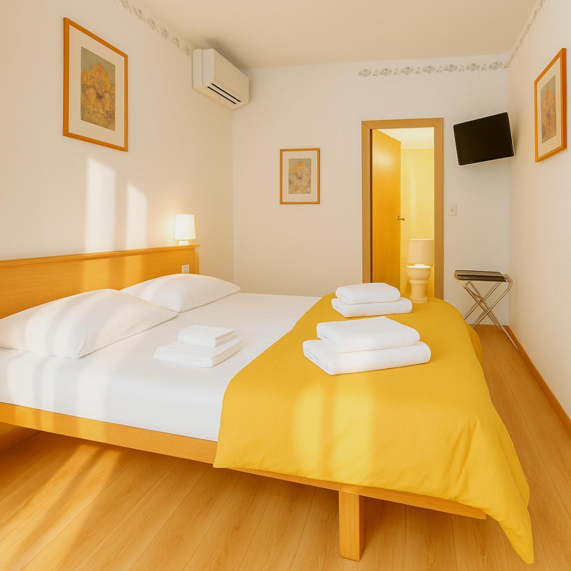 Hotel Modena Old Town Malcesine Zewnętrze zdjęcie