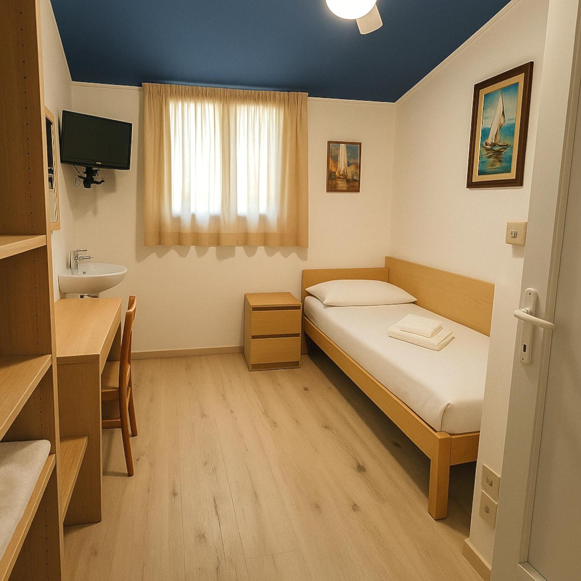Hotel Modena Old Town Malcesine Zewnętrze zdjęcie